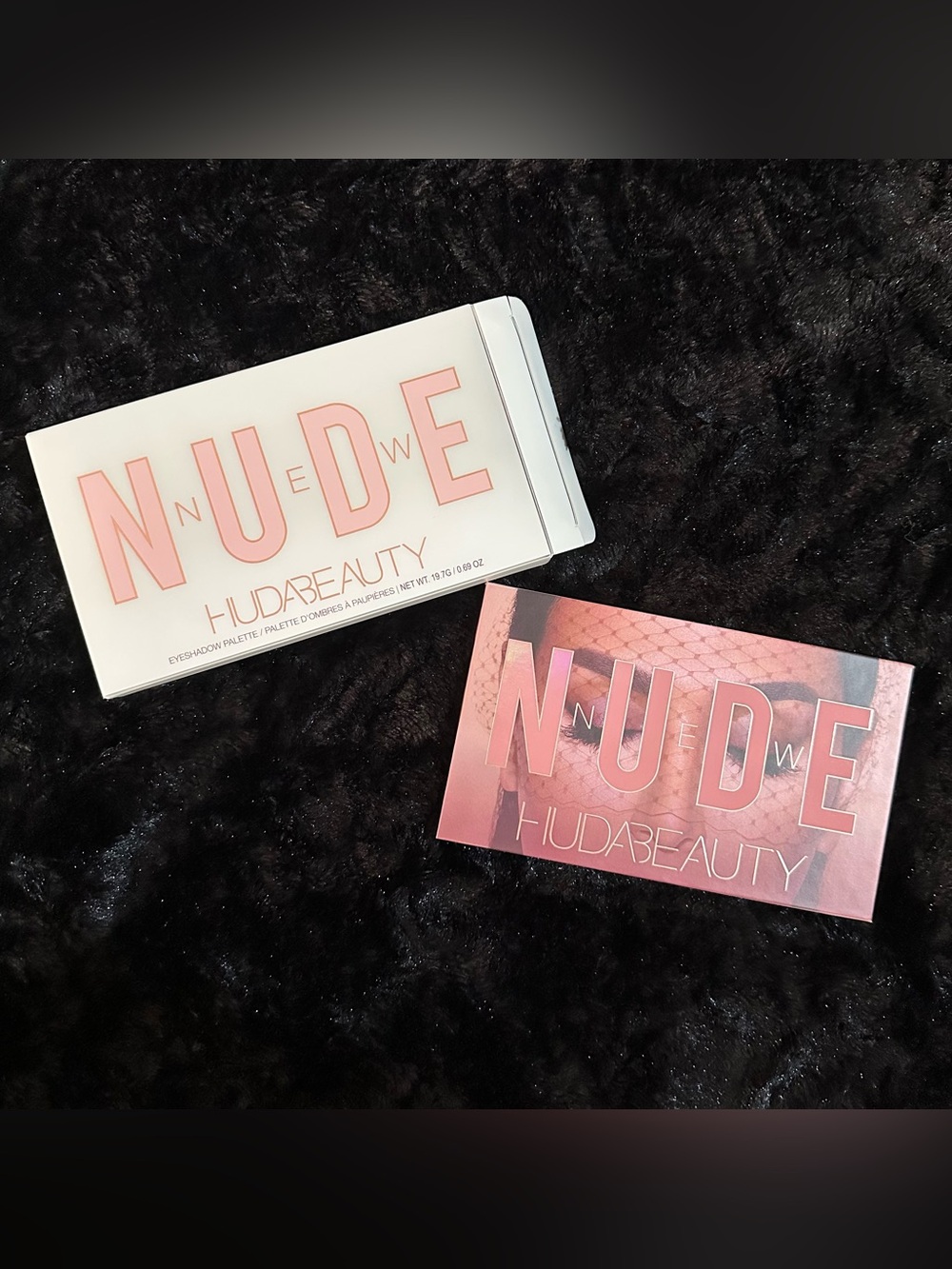 NIB Huda Beauty New Nude Eyeshadow Palette